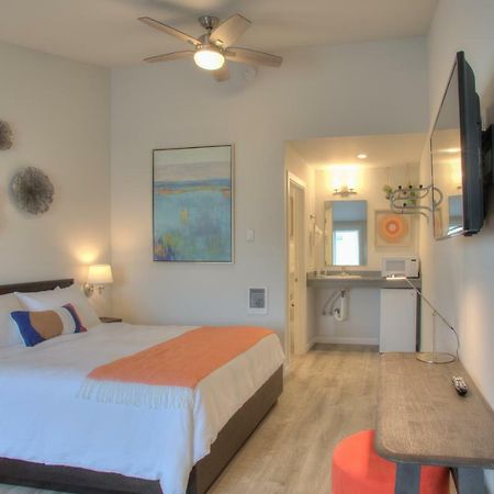 Ocean Shores Resort - Brand New Rooms (Adults Only) المظهر الخارجي الصورة